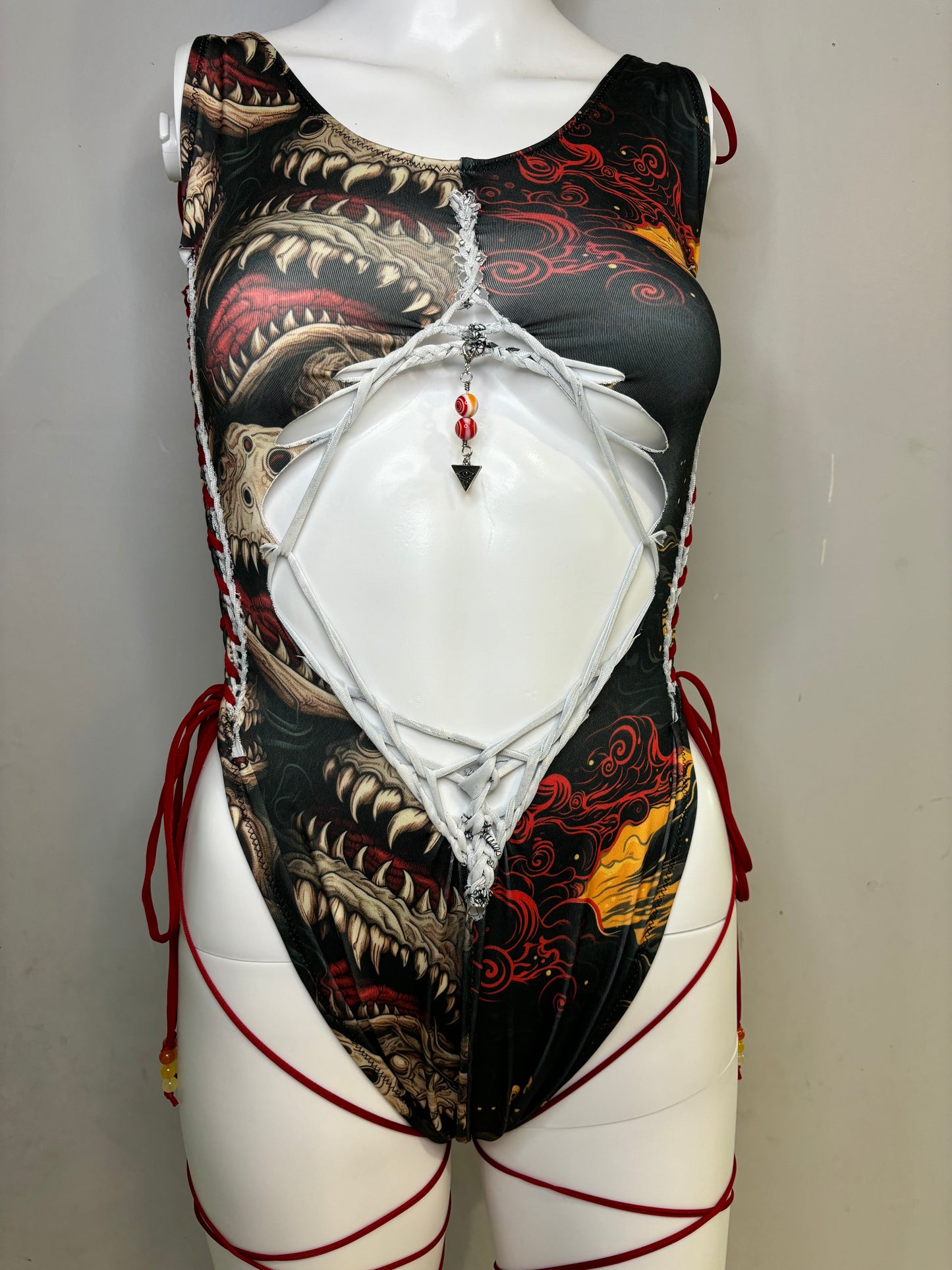 M/L Pleasant Nightmare