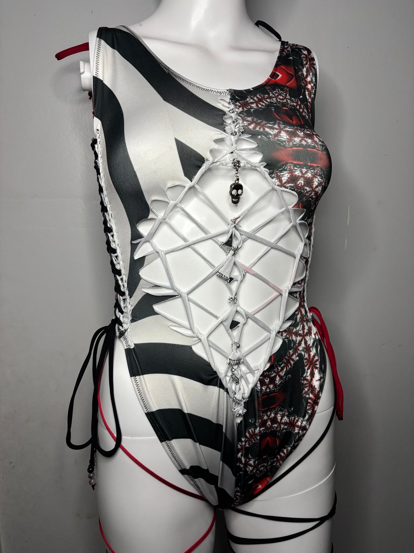 M/L 1/1 Bodysuit